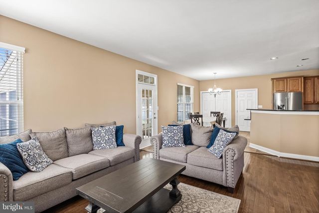 68 STEEPLECHASE BLVD, Burlington, NJ 08016