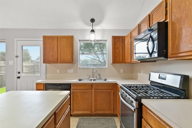 16010 Cedar Gully Drive, Friendswood, TX 77546
