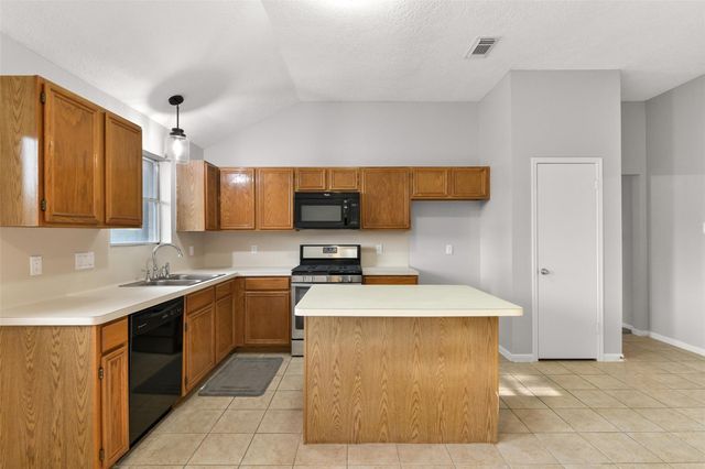 16010 Cedar Gully Drive, Friendswood, TX 77546