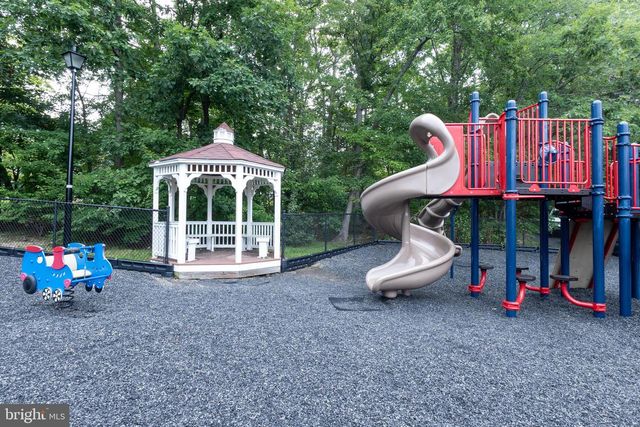 4308 MARQUIS PL, Woodbridge, VA 22192