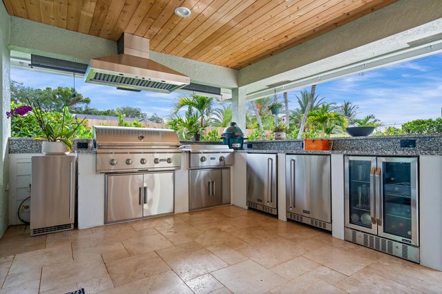 4689 SE Glen Ridge Trail, Stuart, FL 34997