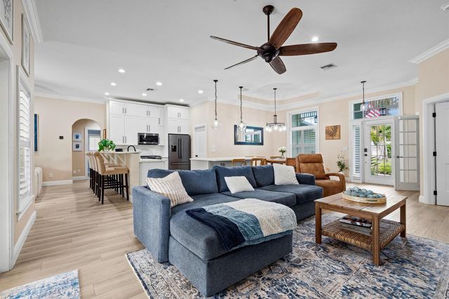4689 SE Glen Ridge Trail, Stuart, FL 34997