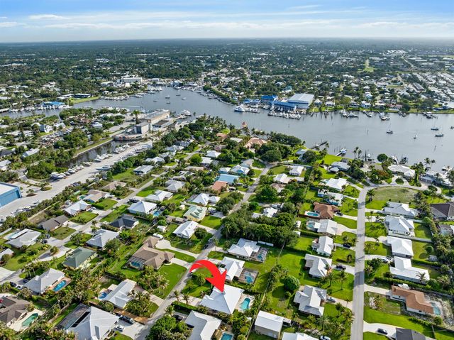 4689 SE Glen Ridge Trail, Stuart, FL 34997