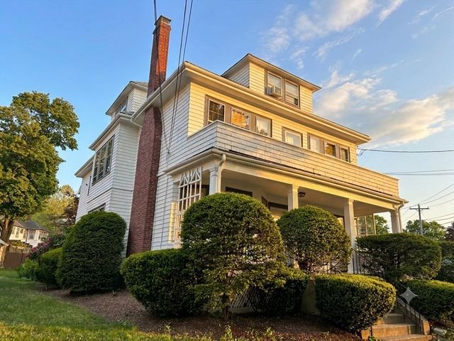 104-106 Payson Rd, Belmont, MA 02478