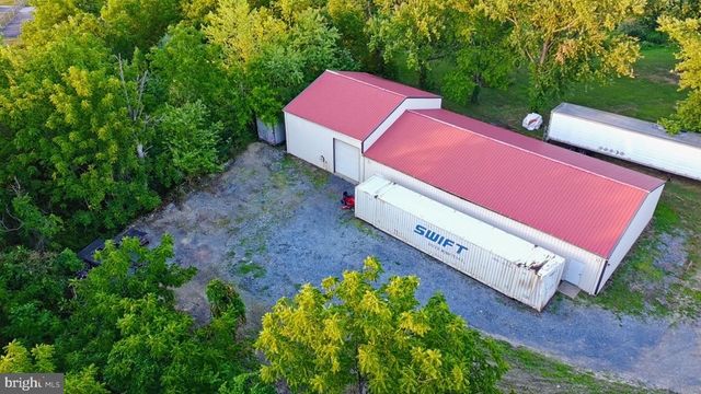 95 FISHER AVE, Jonestown, PA 17038