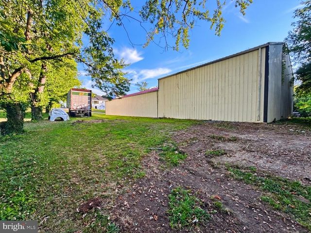 95 FISHER AVE, Jonestown, PA 17038