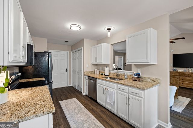 181 Colton Drive, Dallas, GA 30132