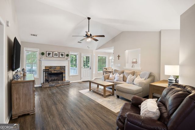 181 Colton Drive, Dallas, GA 30132