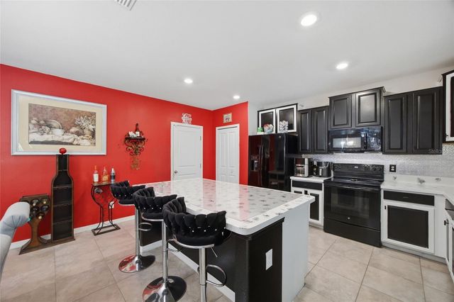 3035 MOULDEN HOLLOW DRIVE, Zephyrhills, FL 33540