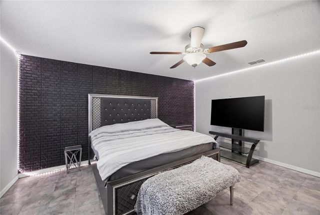 3035 MOULDEN HOLLOW DRIVE, Zephyrhills, FL 33540