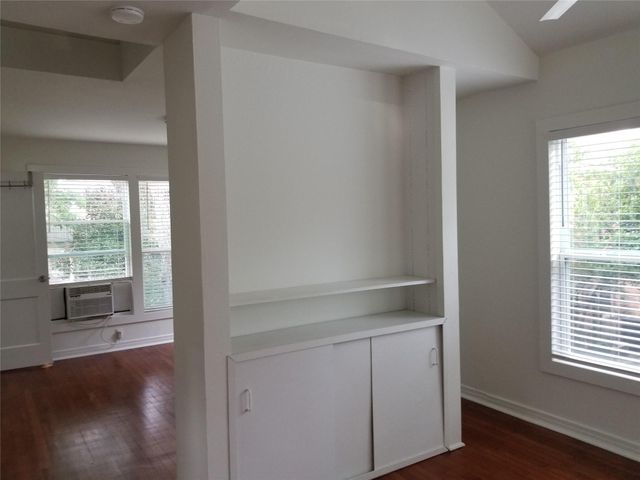 1534 Harold Street, Houston, TX 77006