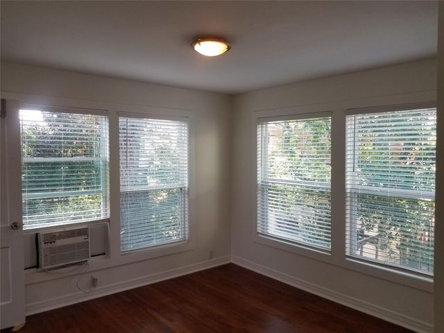 1534 Harold Street, Houston, TX 77006