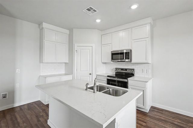 3440 Manning Farms Boulevard, El Reno, OK 73036
