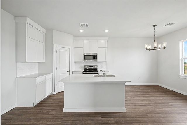 3440 Manning Farms Boulevard, El Reno, OK 73036