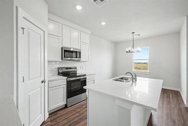 3440 Manning Farms Boulevard, El Reno, OK 73036