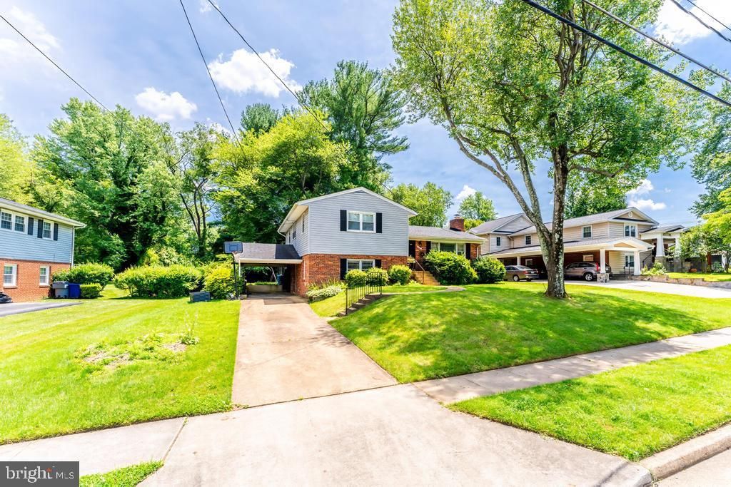 7107 SEA CLIFF RD, Mclean, VA 22101