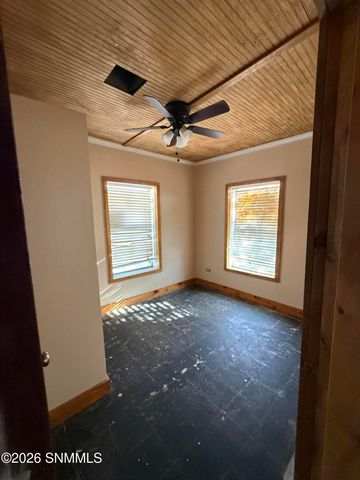 1219 McFie Avenue, Las Cruces, NM 88005