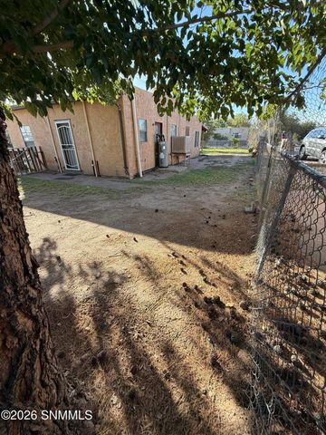 1219 McFie Avenue, Las Cruces, NM 88005