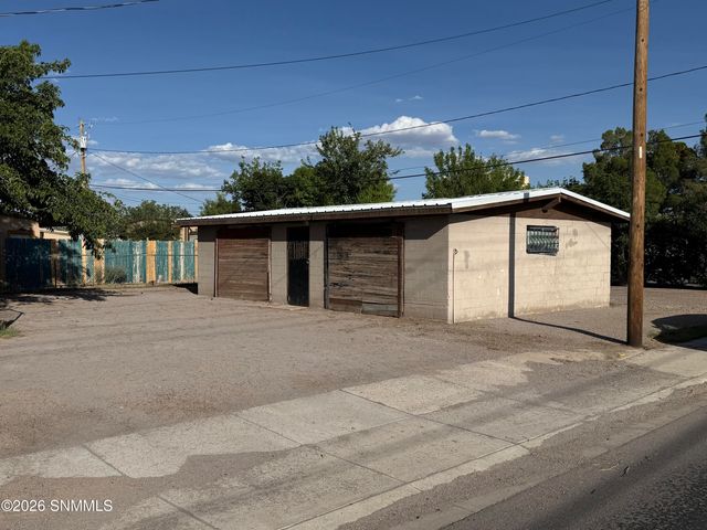 1219 McFie Avenue, Las Cruces, NM 88005