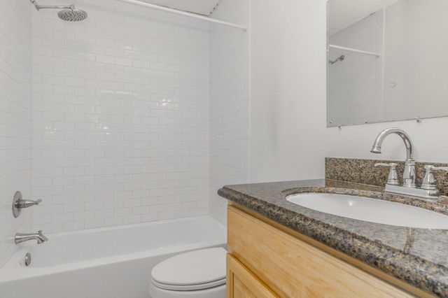 600 19th Street 9, Galveston, TX 77550