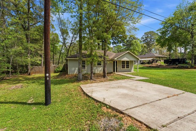 12322 Royal Lake Drive, Conroe, TX 77303