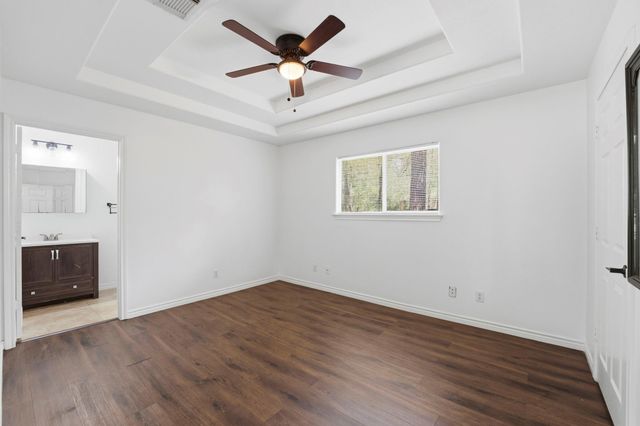 12322 Royal Lake Drive, Conroe, TX 77303