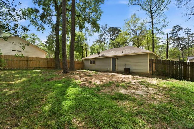 12322 Royal Lake Drive, Conroe, TX 77303