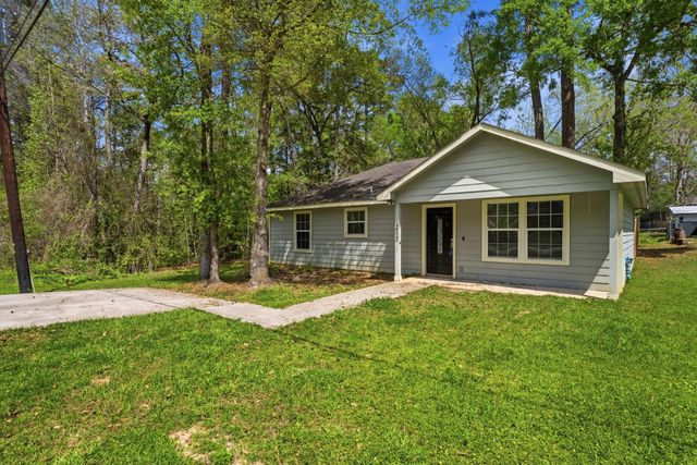 12322 Royal Lake Drive, Conroe, TX 77303