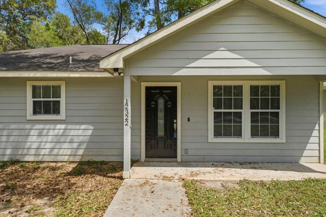 12322 Royal Lake Drive, Conroe, TX 77303