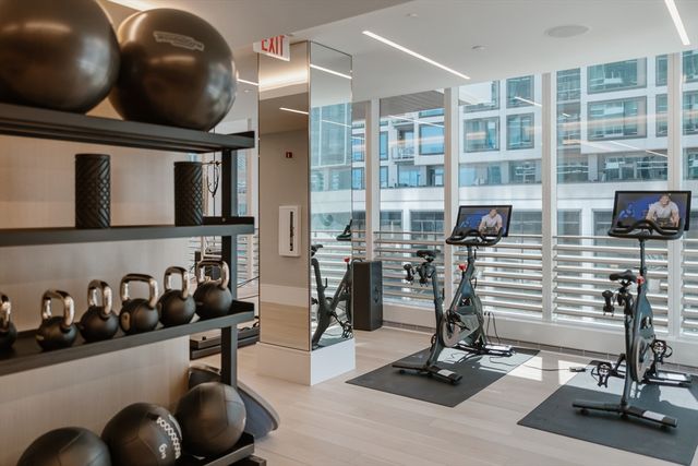 150 Seaport Blvd 19G, Boston, MA 02210