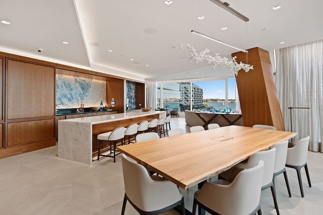 150 Seaport Blvd 19G, Boston, MA 02210