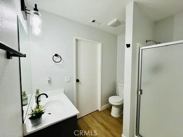 17260 Forest Hills, Victorville, CA 92395
