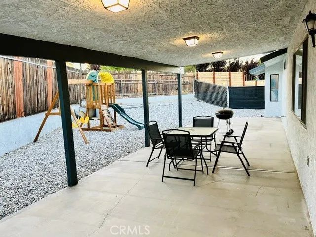 17260 Forest Hills, Victorville, CA 92395