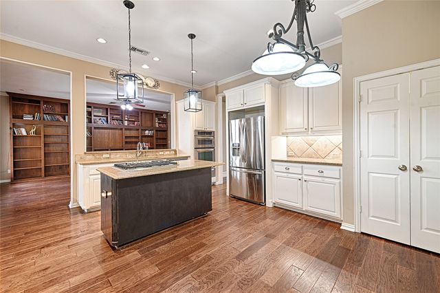 1461 Brookside Drive, Carrollton, TX 75007