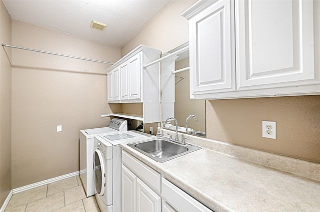 1461 Brookside Drive, Carrollton, TX 75007