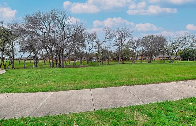 1461 Brookside Drive, Carrollton, TX 75007