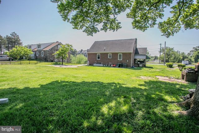 2107 DEKALB PIKE, Norristown, PA 19401