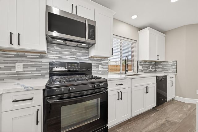 3522 Pecan Mill Drive, Sugar Land, TX 77498