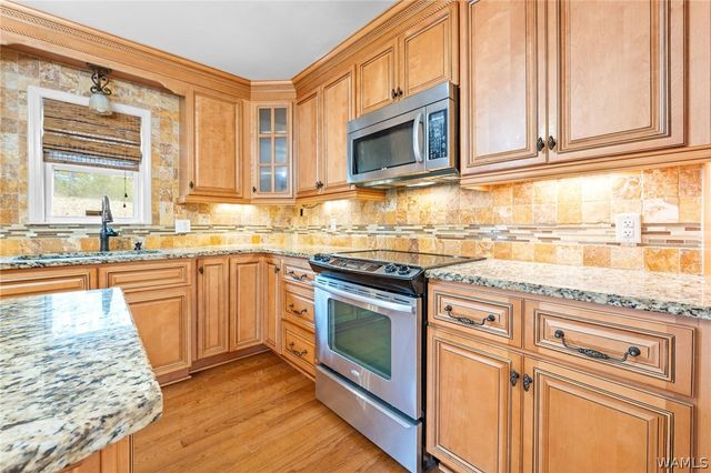 60 Bellview, Tuscaloosa, AL 35405