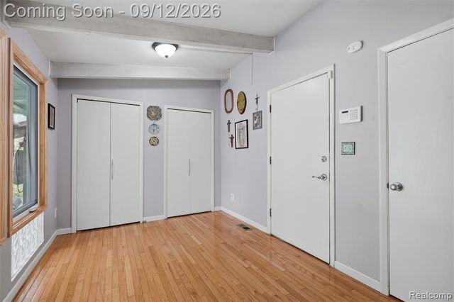 2644 Saint Joseph, West Bloomfield, MI 48324