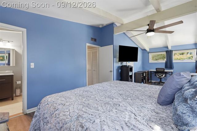 2644 Saint Joseph, West Bloomfield, MI 48324