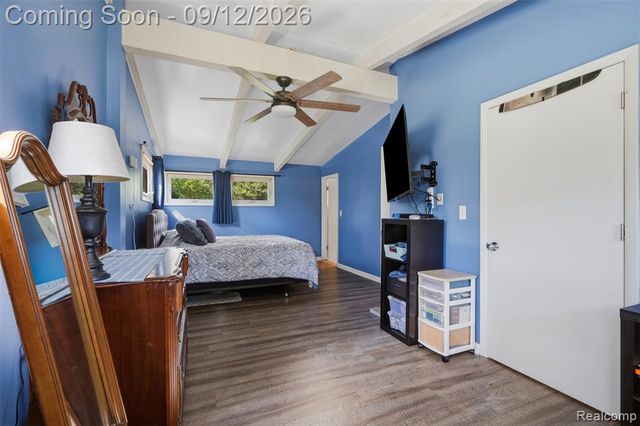 2644 Saint Joseph, West Bloomfield, MI 48324