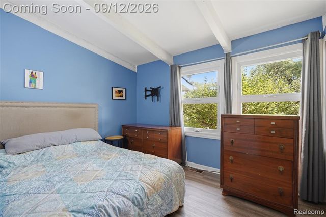 2644 Saint Joseph, West Bloomfield, MI 48324