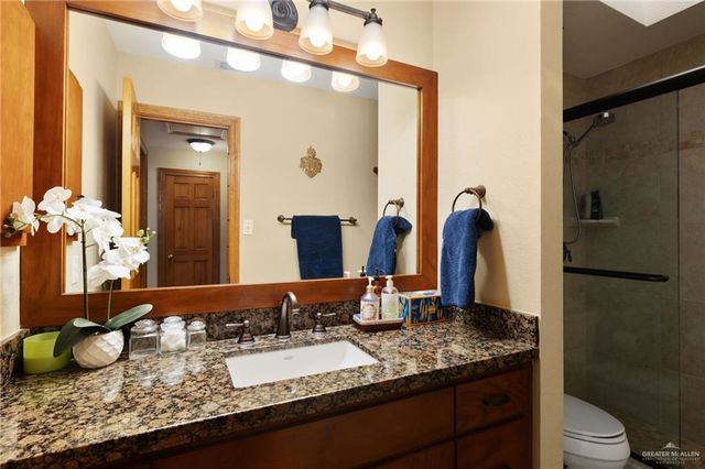 301 Byron Nelson Street 6, Mcallen, TX 78503