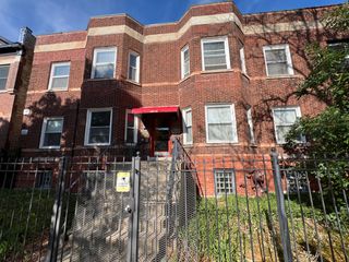 1336 W Farwell Avenue 2E, Chicago, IL 60626