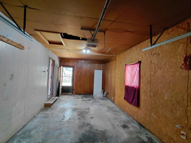 1035 E Mccanse Street, Springfield, MO 65803