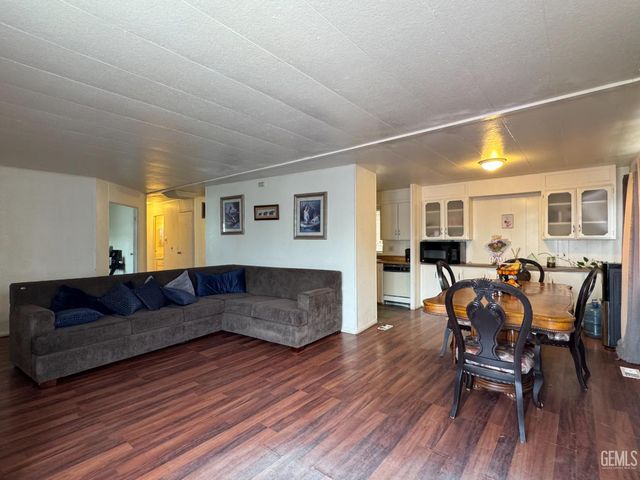 6601 Eucalyptus Drive 354, Bakersfield, CA 93306