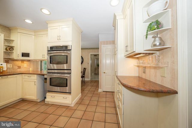 1448 MEADOWBROOK RD, Meadowbrook, PA 19046
