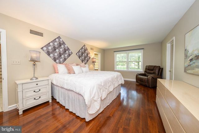 1448 MEADOWBROOK RD, Meadowbrook, PA 19046