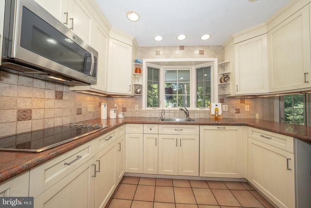 1448 MEADOWBROOK RD, Meadowbrook, PA 19046